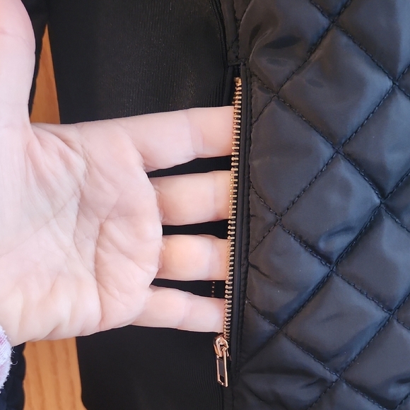 BKE Women's Black Quilted Puffer Jacket - Picture 4 of 14